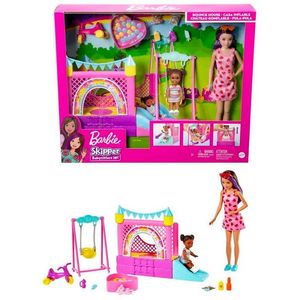 MUÑECA BARBIE SKIPPER NIÑERA CON CASTILLO INFLABLE