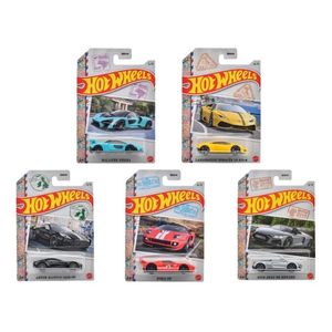 AUTO HOT WHEELS GRANDES MARCAS 1:64